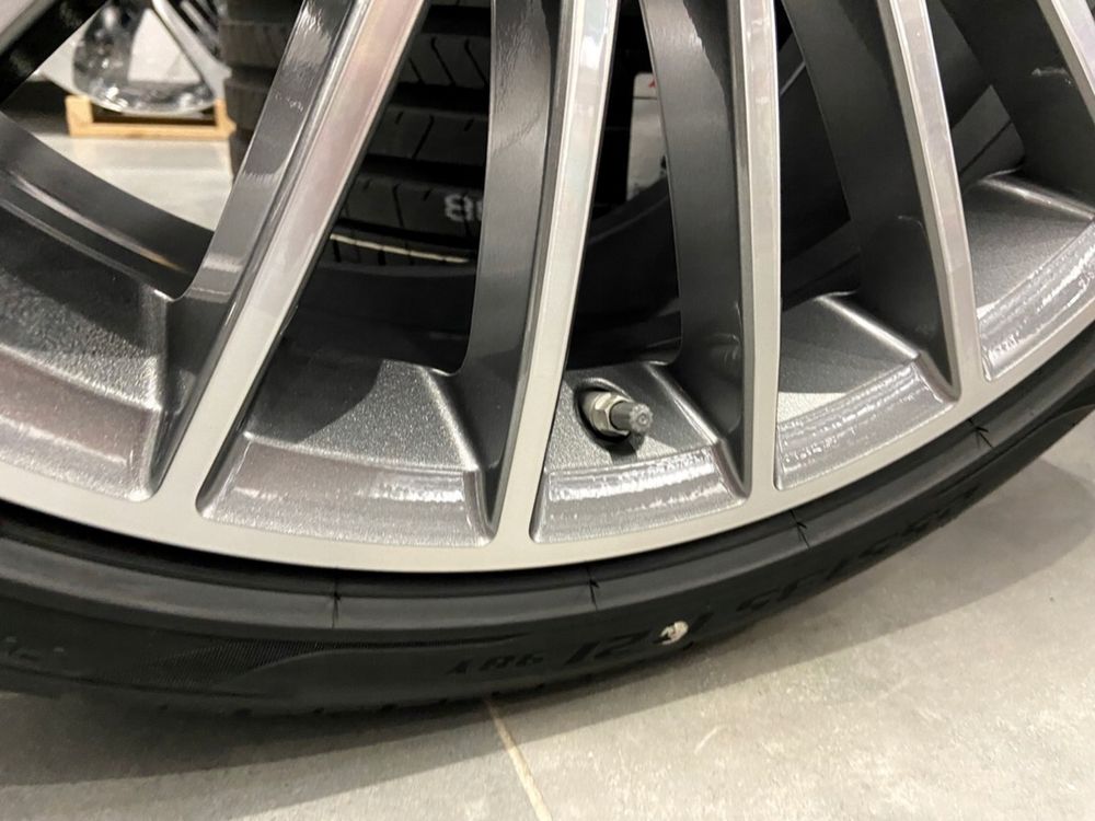 Jante originale 21" - Mercedes S Class W223 cu anvelope de vara