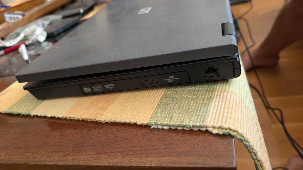 Лаптоп HP 6715s, AMD Turion , SSD 112GB