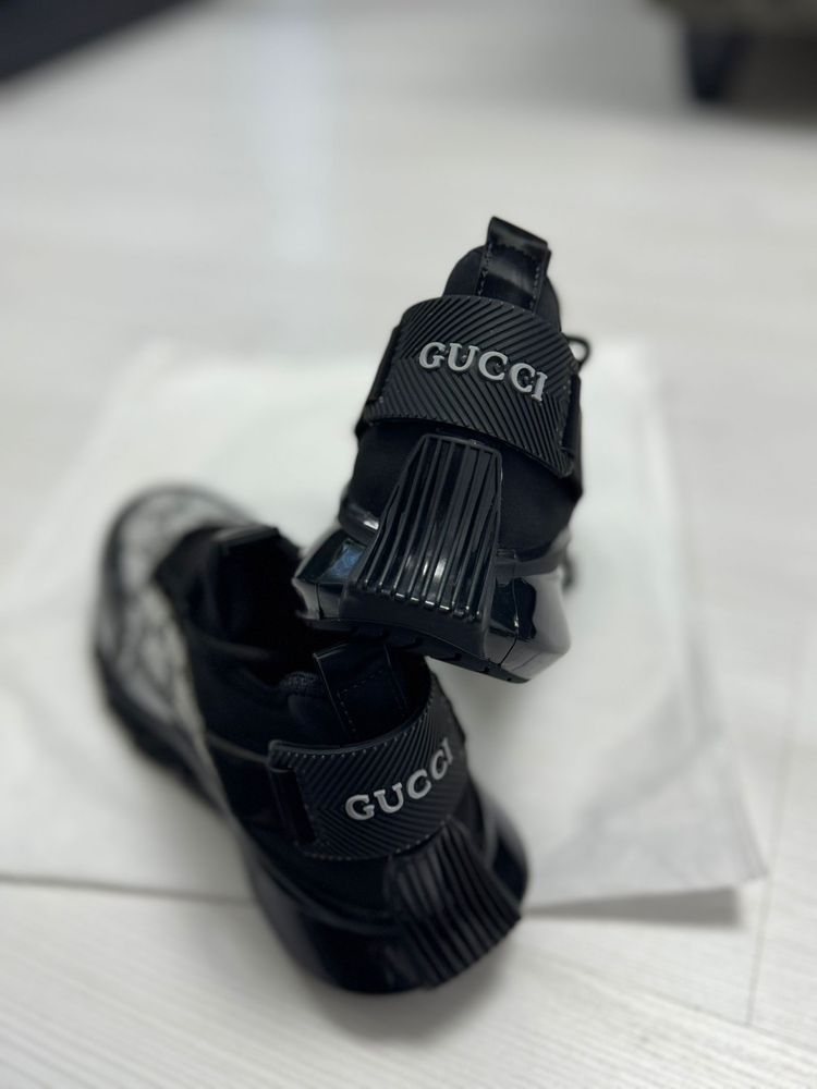 Adidasi Gucci grey