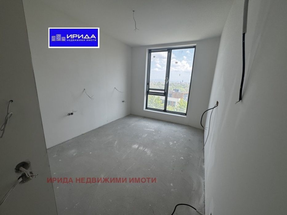 Просторен тристаен апартамент в Кръстова вада с АКТ 16!