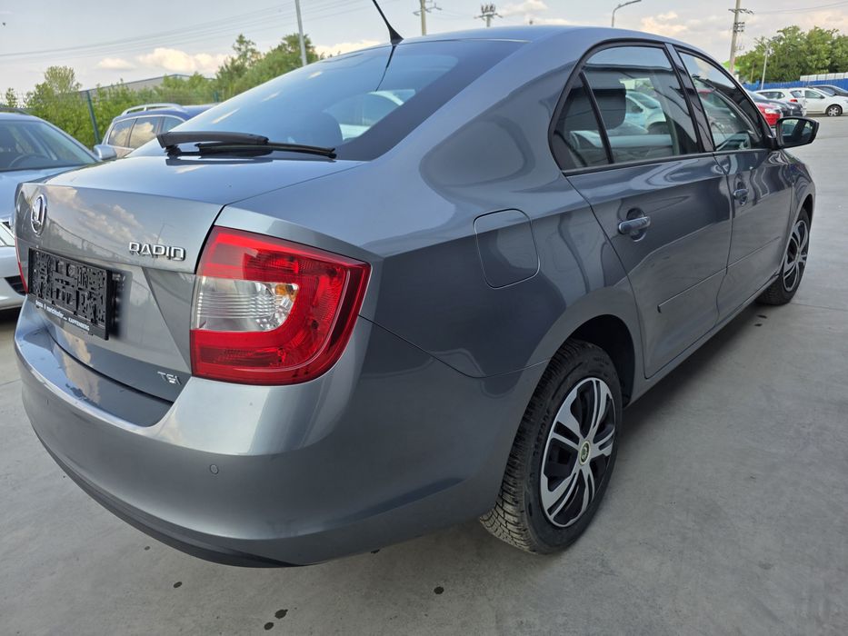 Skoda Rapid limuzină 1.2 Tsi cu Dotări!