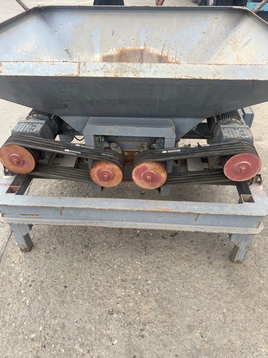 Tocator,pentru diverse produse.