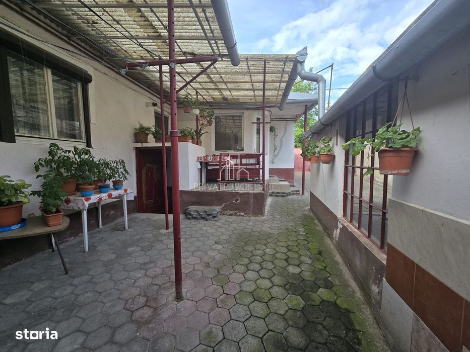 Casa, formata din 2 apartamente, Sighisoara