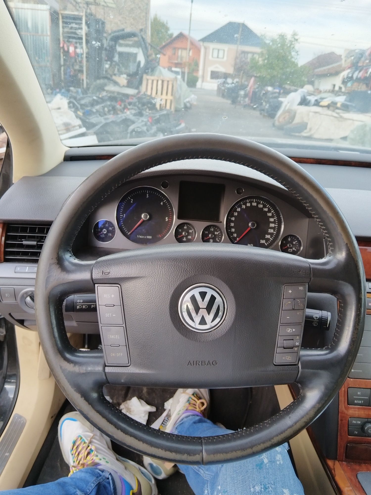 Volan piele+airbag VW Phaeton / Vw Touareg (perfecta stare ) 2002-2016