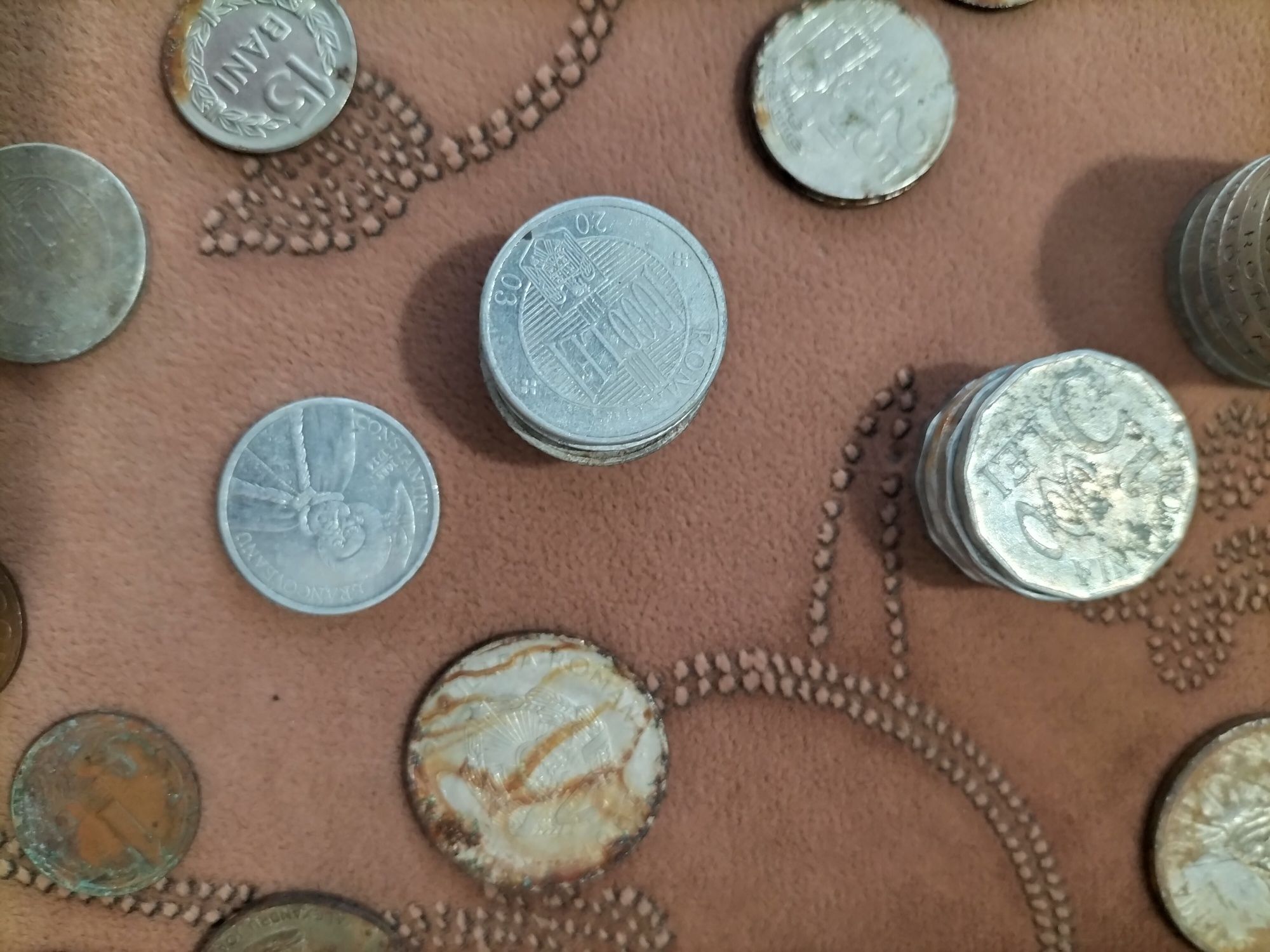 Monezi românești vând/schimb