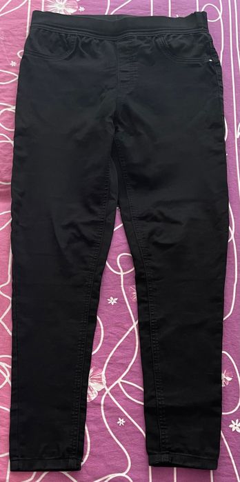 Одежда б/у отличного качества даром