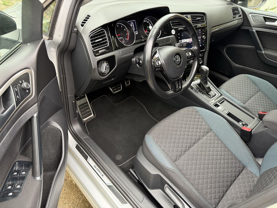 Vw Golf 1.5tsi-150cp DSG 2020 IQ-drive xenon/navi/acc/camera/