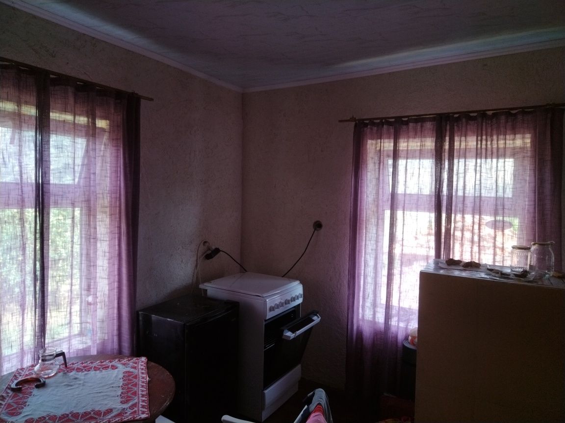 Продавам къща в с. Риш