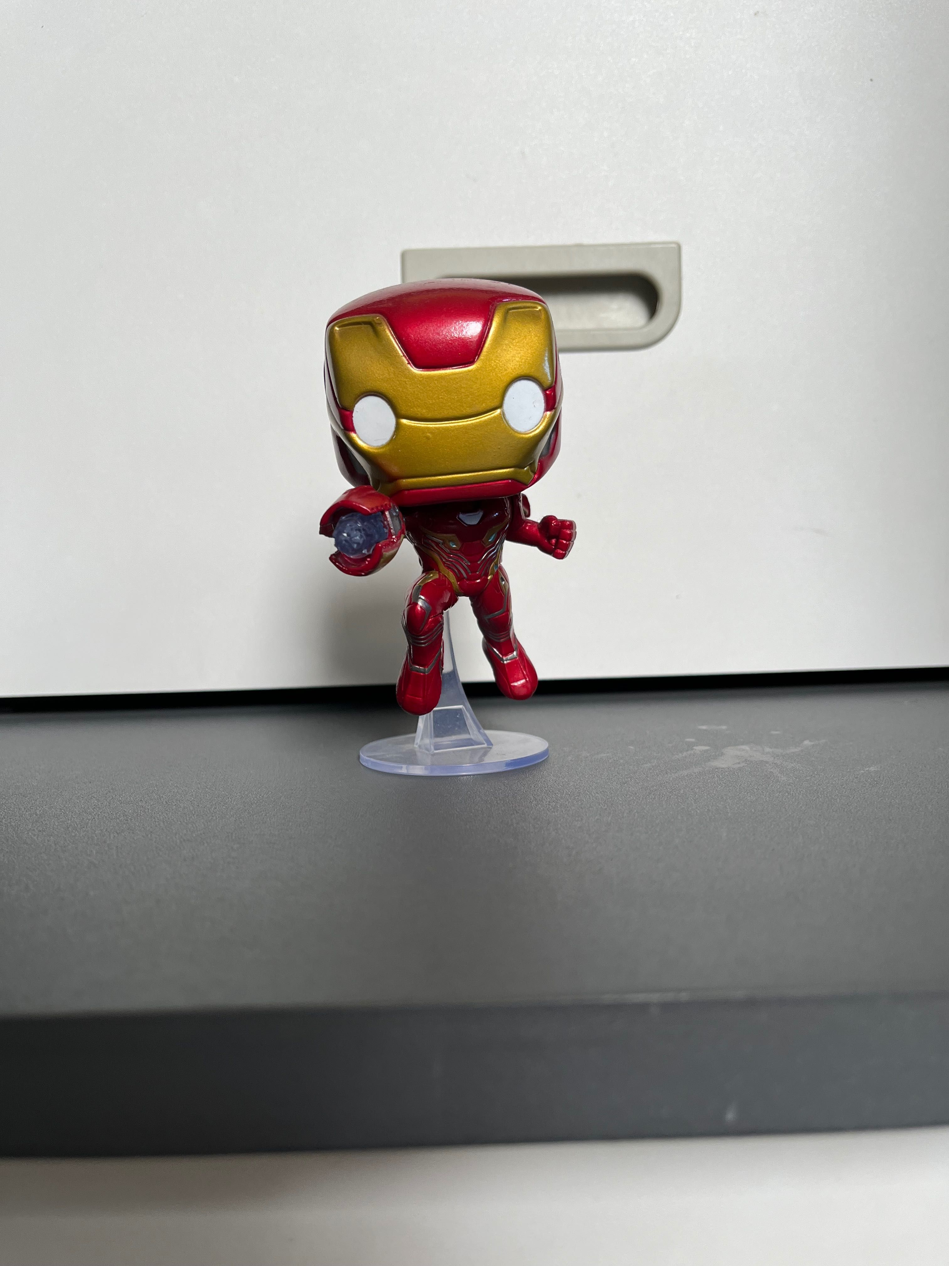 Figurină Funko Pop! Iron Man - Omul de Oțel