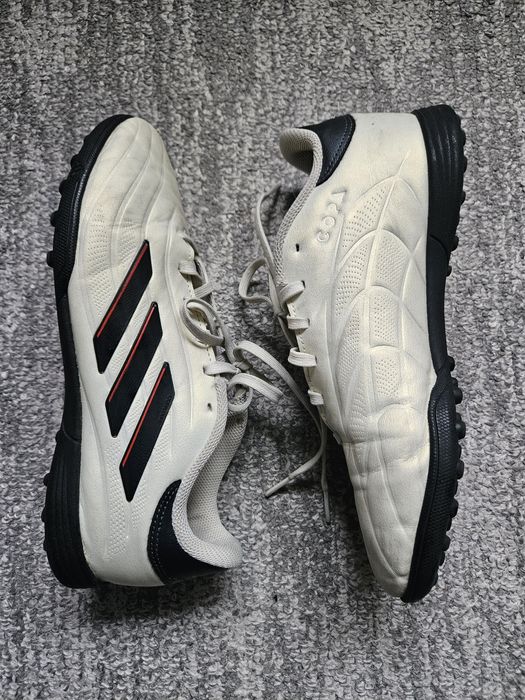 Ghete fotbal Adidas 38 2/3