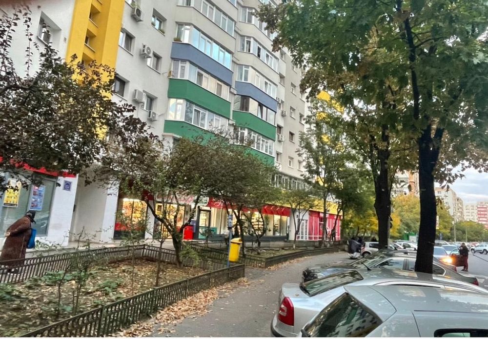 Vand spatiu comercial 33 mp – stradal, super oferta!