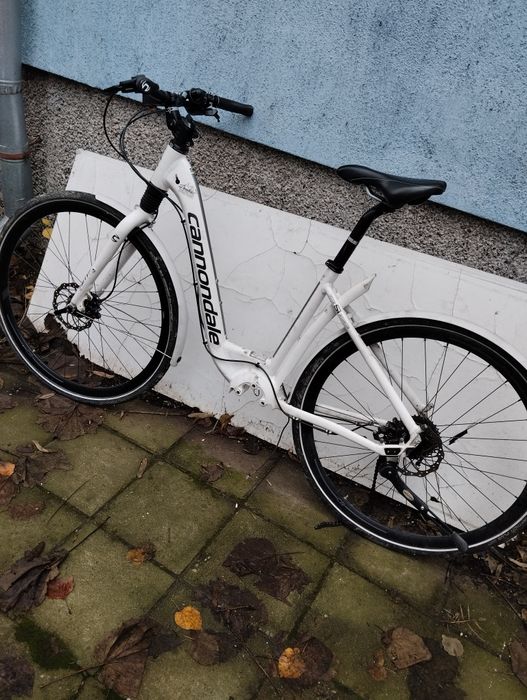 Продавам велосипед cannondale 28