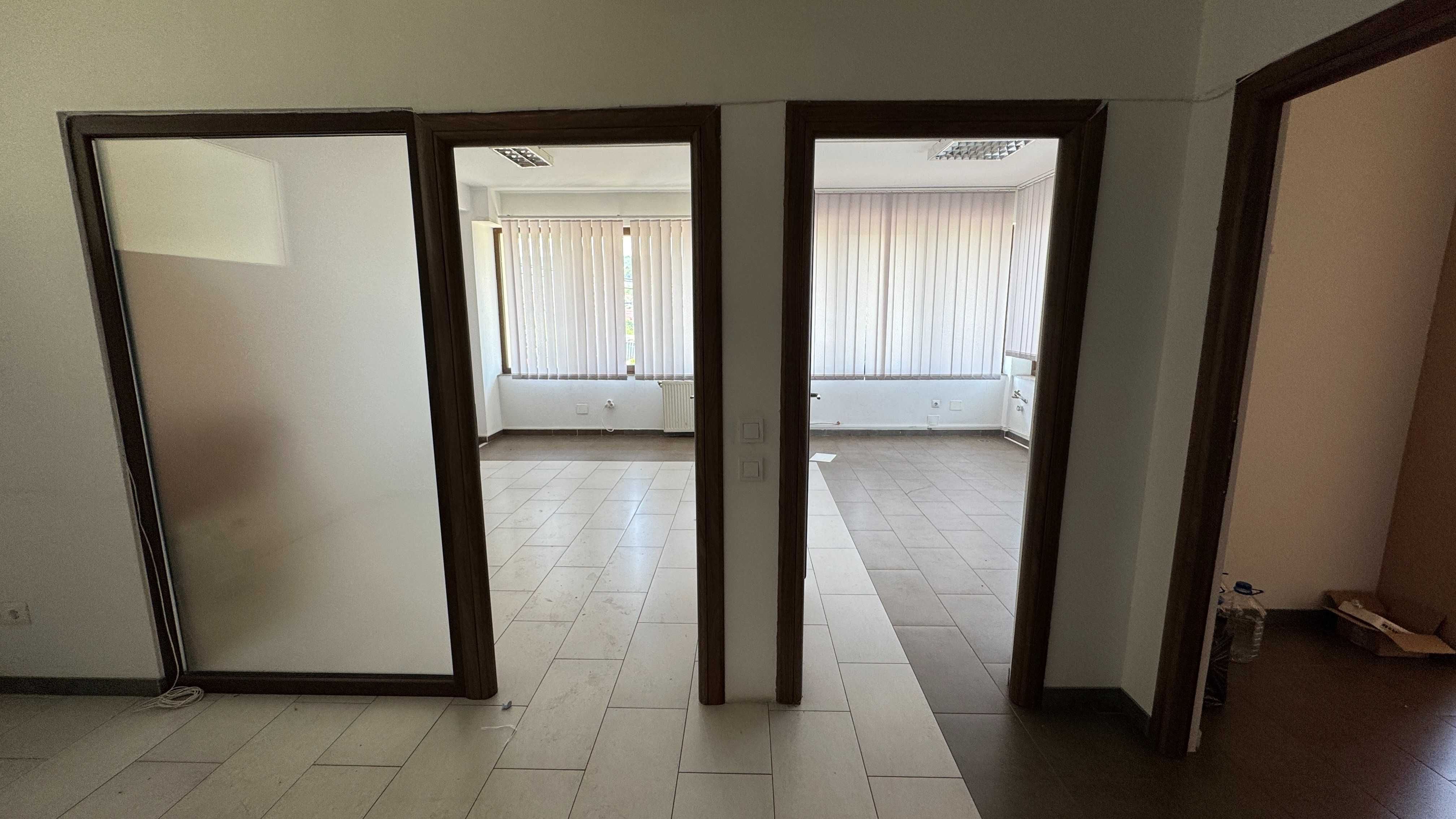Spațiu birouri/apartament 108 mp, 2 terase, curte, parcare