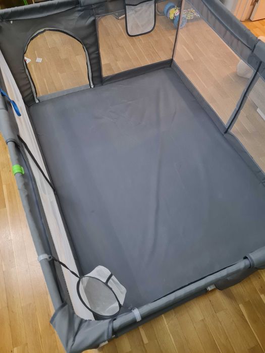 Бебешка кошара за игра