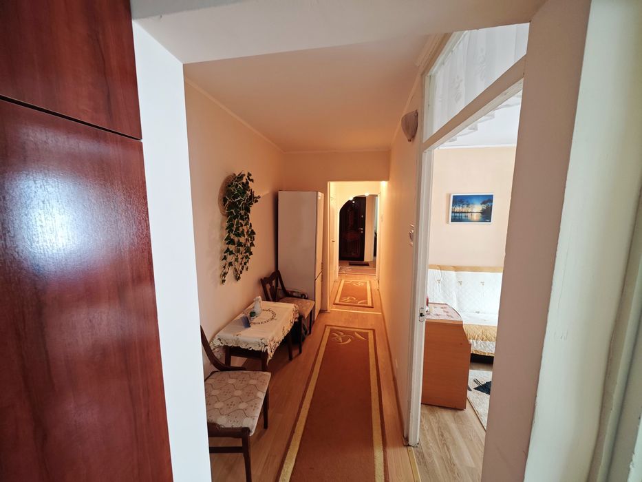 Vând sau schimb Apartament 3 camere / Zona Industriala