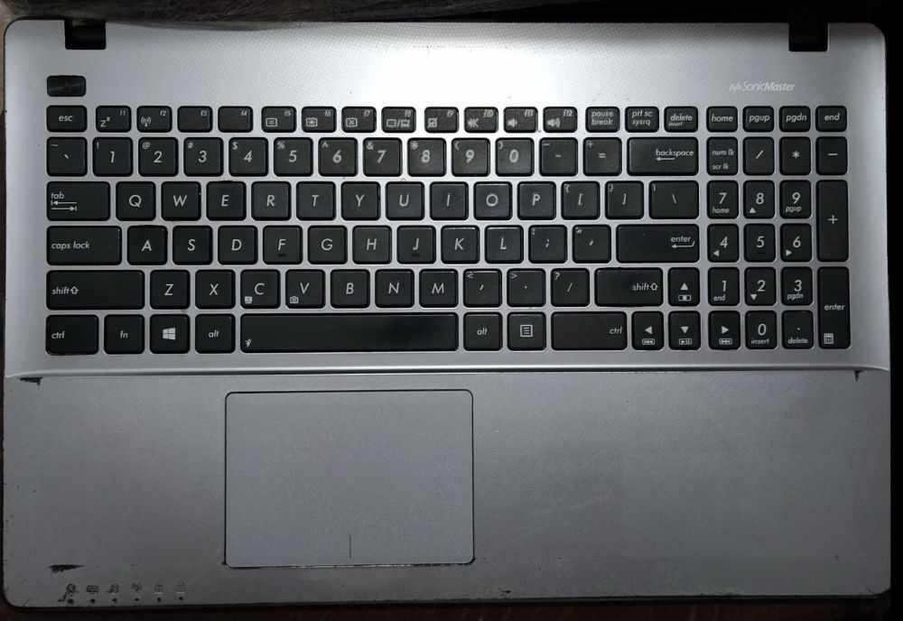 Componente Laptop Asus X550C i5 - DOAR CE E IN DESCRIERE