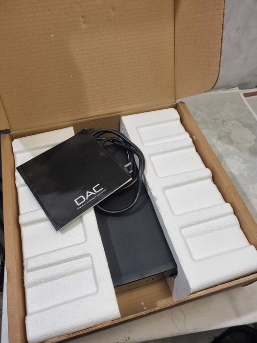 DAC Rega  192khz 24 biti 2 x WM8740 wolfson usb spdif optical UK