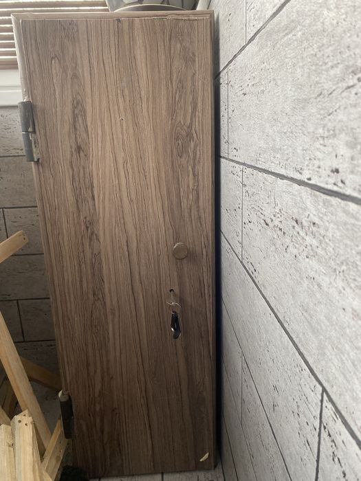 Продам сейф железный