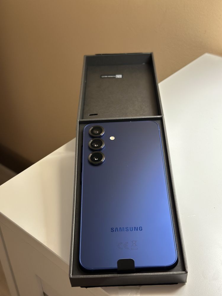 Смартфон Samsung Galaxy S25, 12GB RAM, 256GB, 5G, Navy