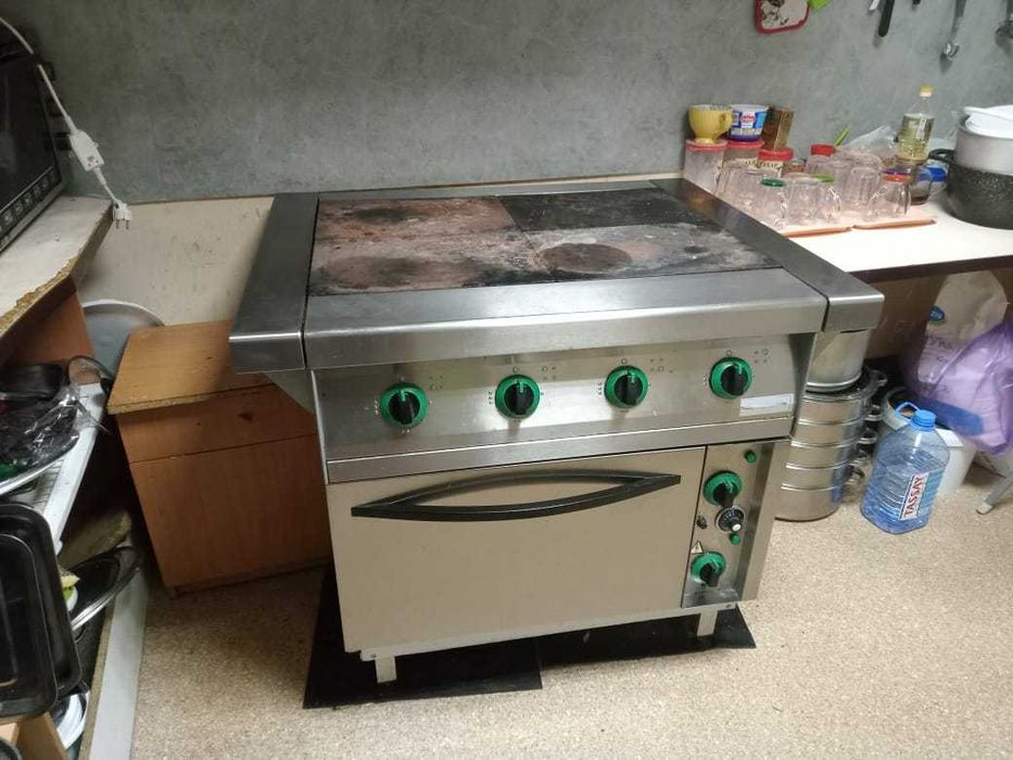 Продам промышленную электрическую печь.