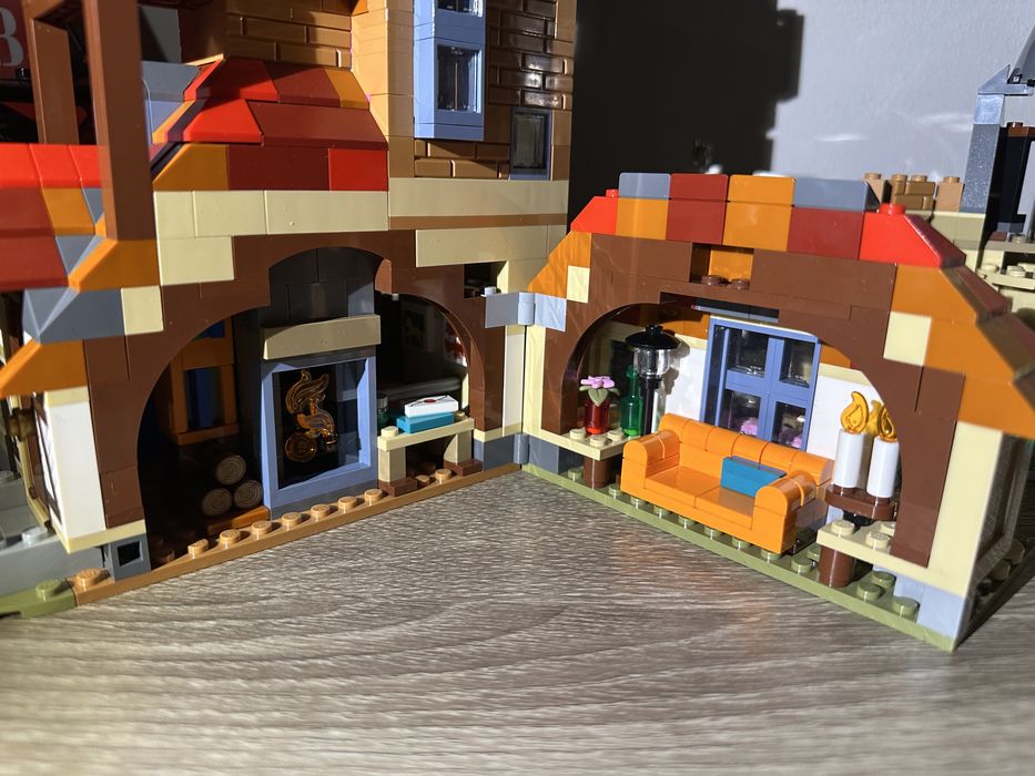 Lego Harry Potter Attack on the Burrow