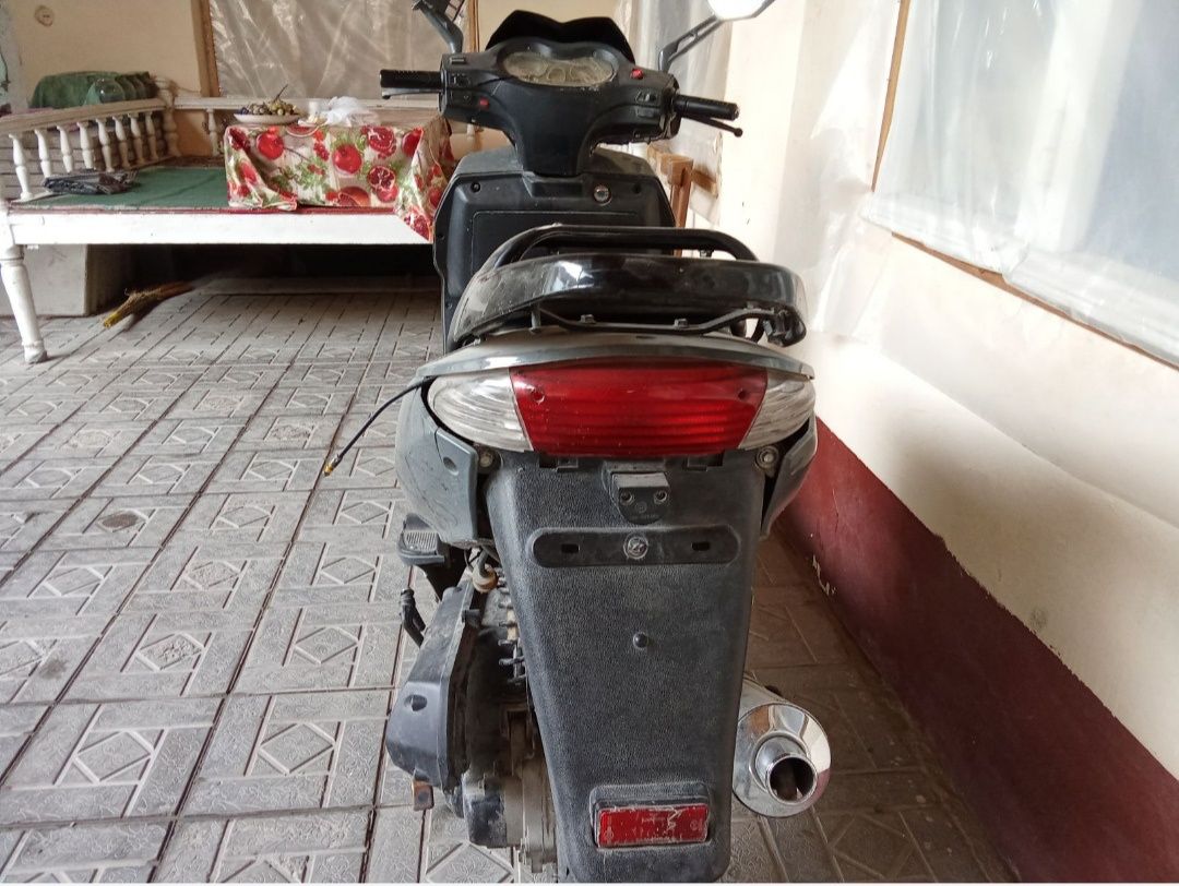 Skuter Royal moto lifan 80 kubli 2024