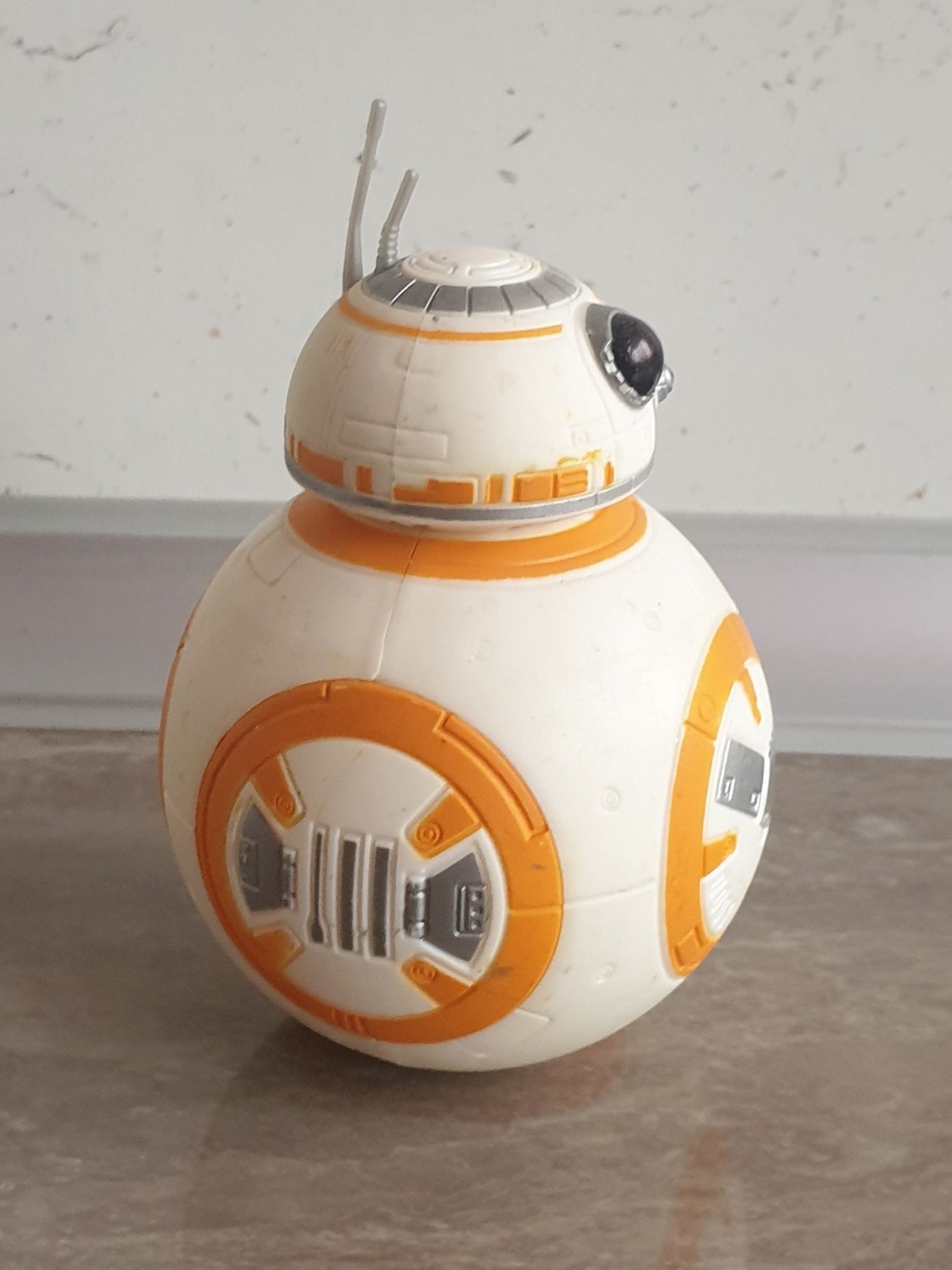 Star Wars - Revell сглобяем модел на кораба и BB - 8