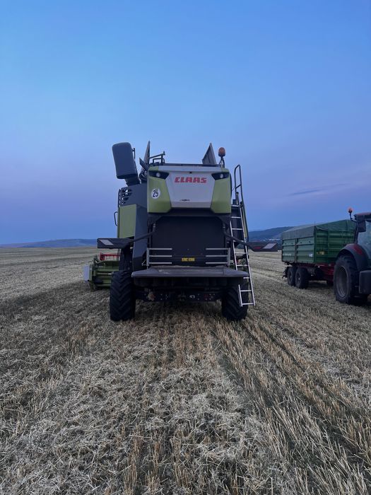 Vând/Predau Leasing  Claas Trion 520