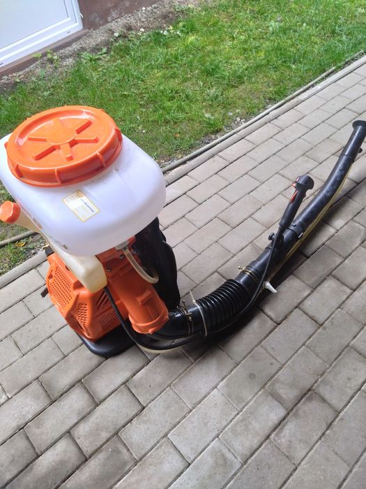 Vând atomizor Ruris 103s