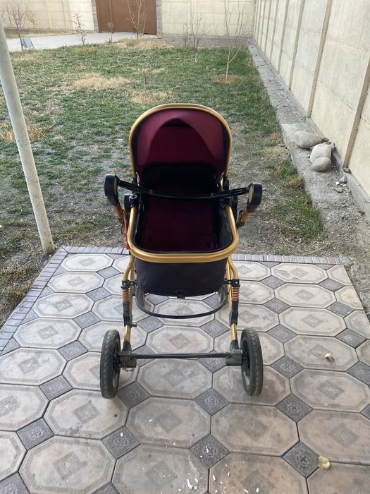 Коляскы срочно Продается Отлично Качества