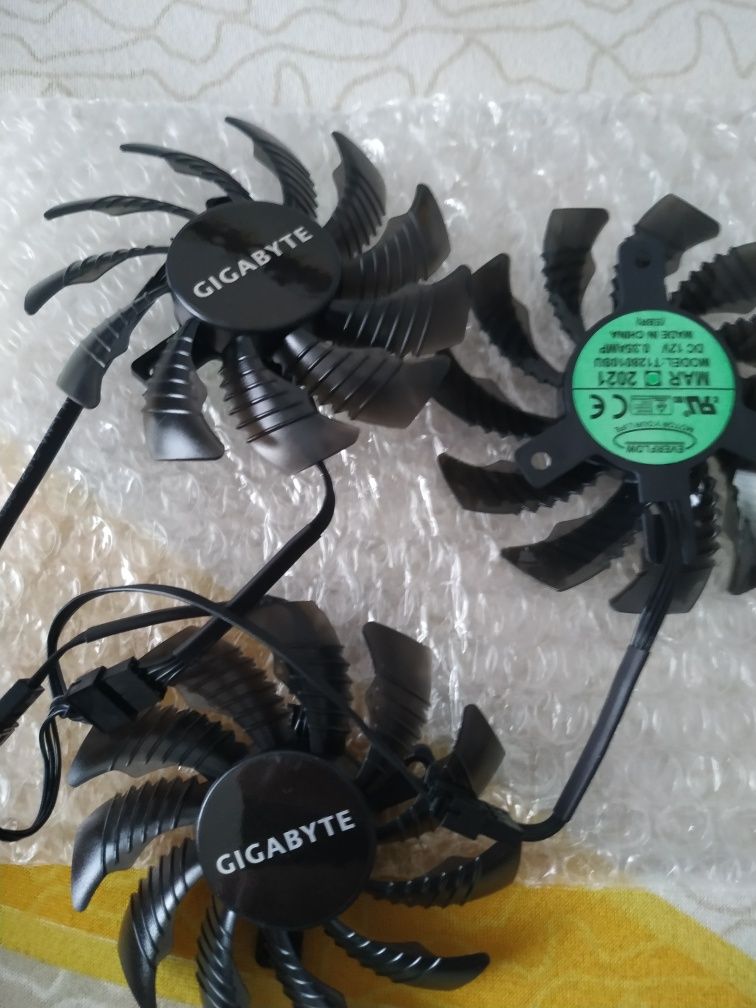 Set Cooler Fan Gigabyte GTX 75MM, T128010SU