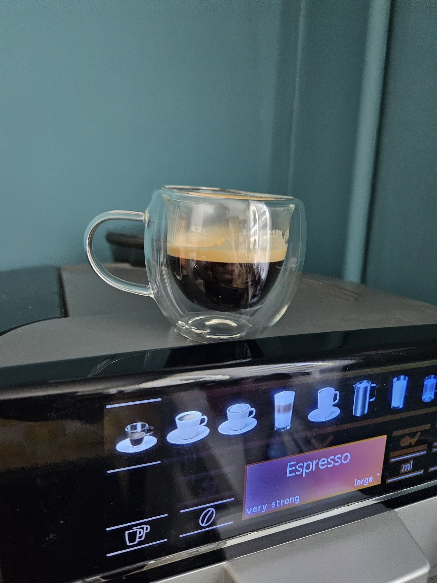 Кафеавтомат Siemens EQ6 3000