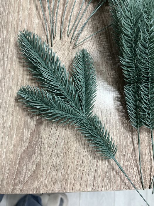 Еловые ветки искусственные