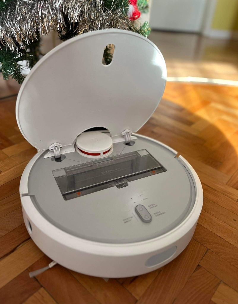 Прахосмукачка робот Xiaomi Mi Vacuum Cleaner