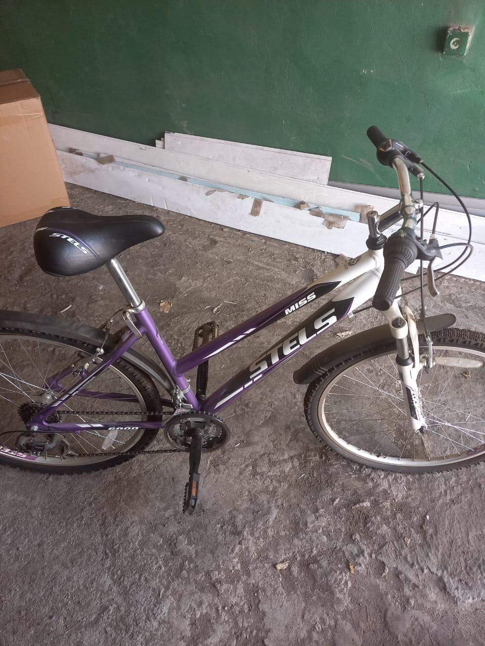 Продаю велосипеды форвард красного  и стилс фиолетового цветов