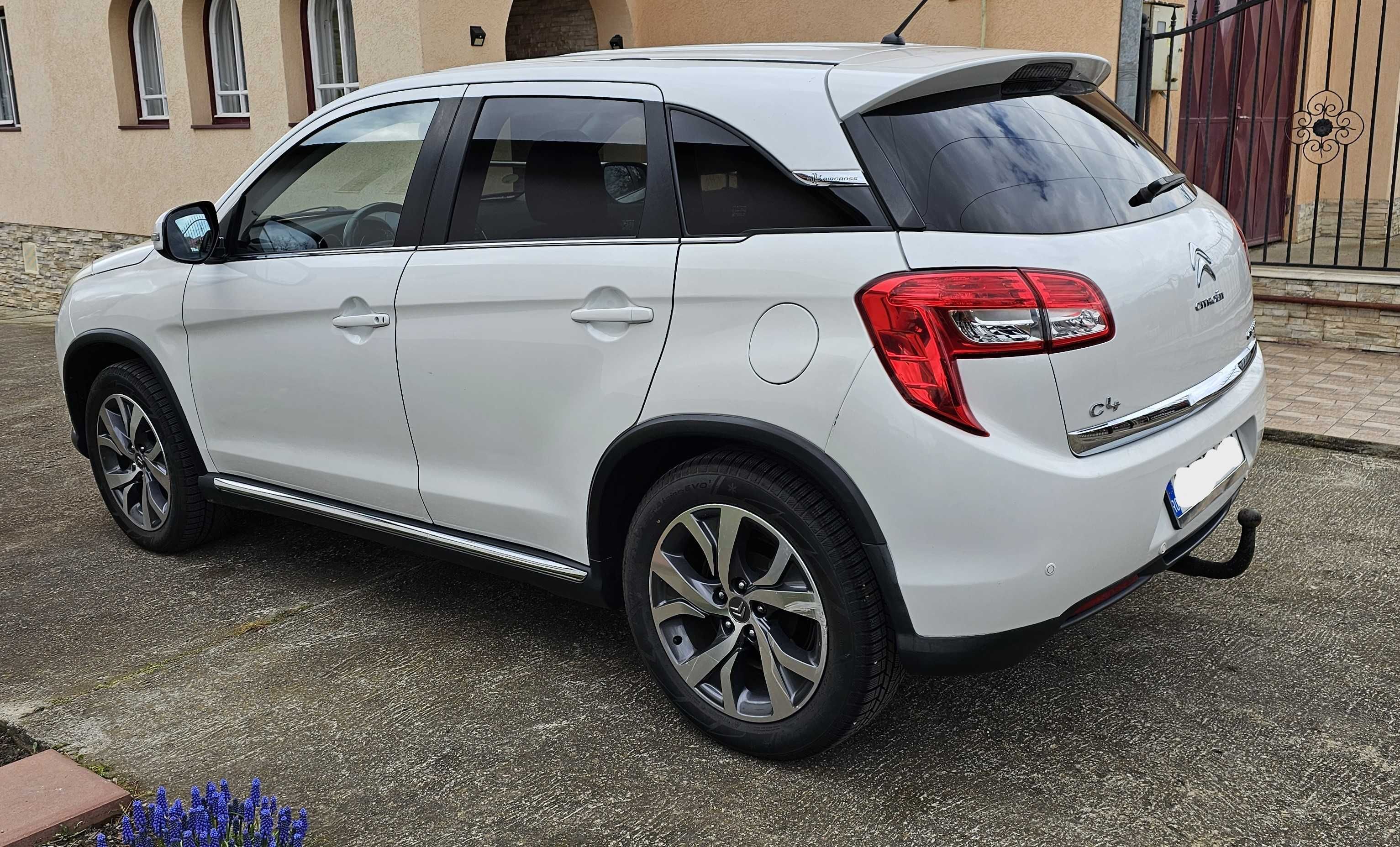 2013 Citroen c4 Aircross 1.8 diesel cutie manuala