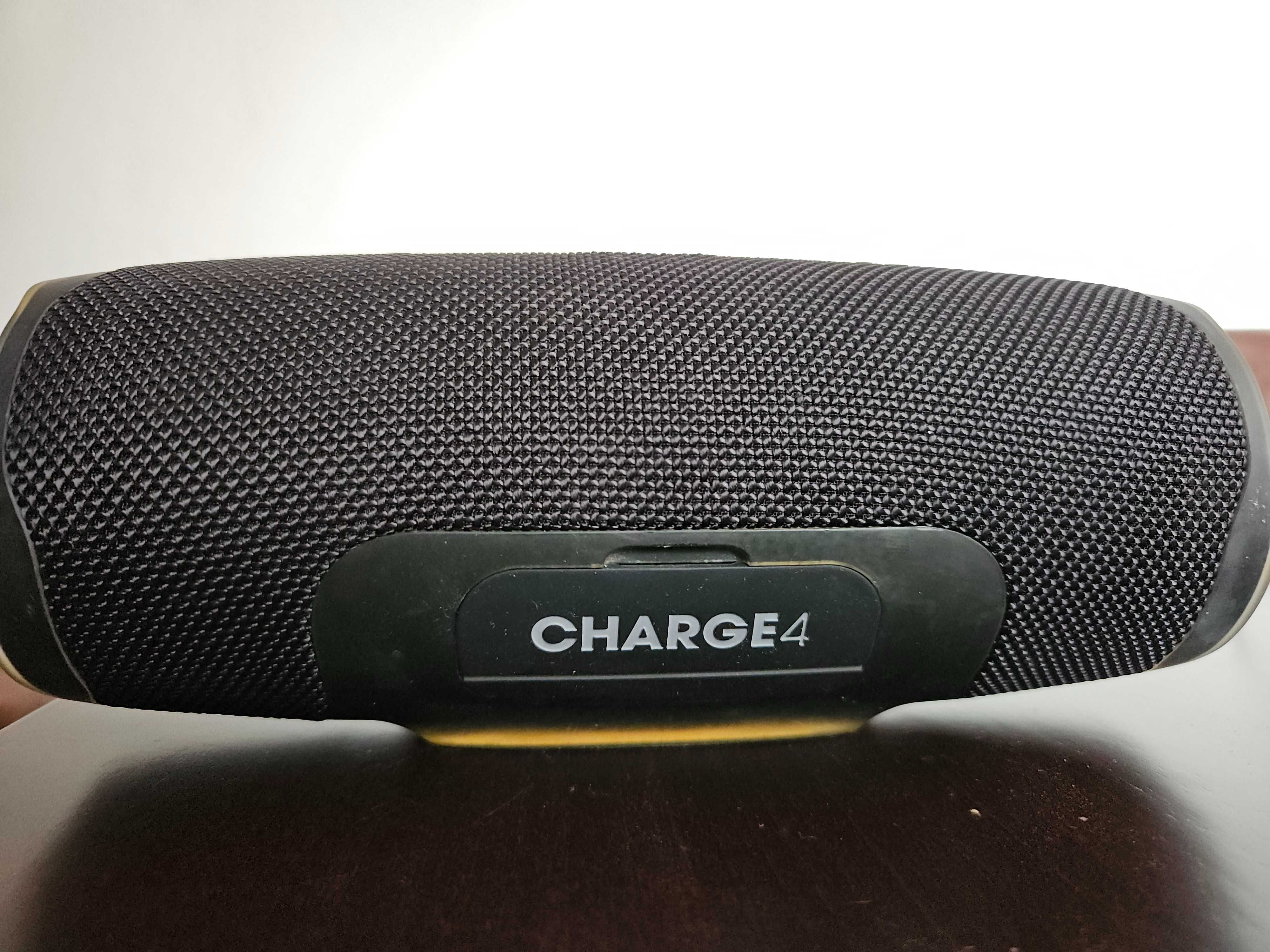 JBL Charge 4 колонка