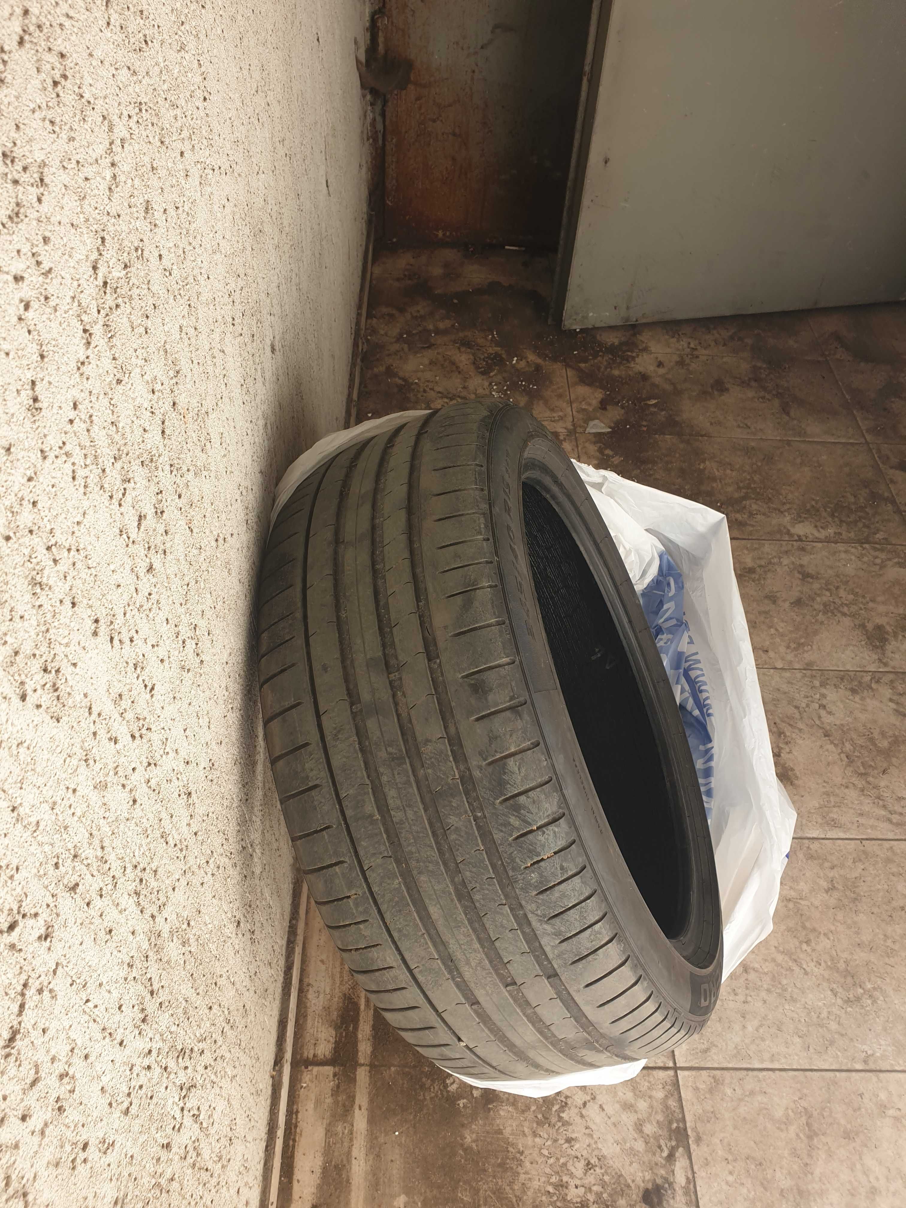 Гуми PIRELLI P ZERO 245/40 R19   DOT47/22