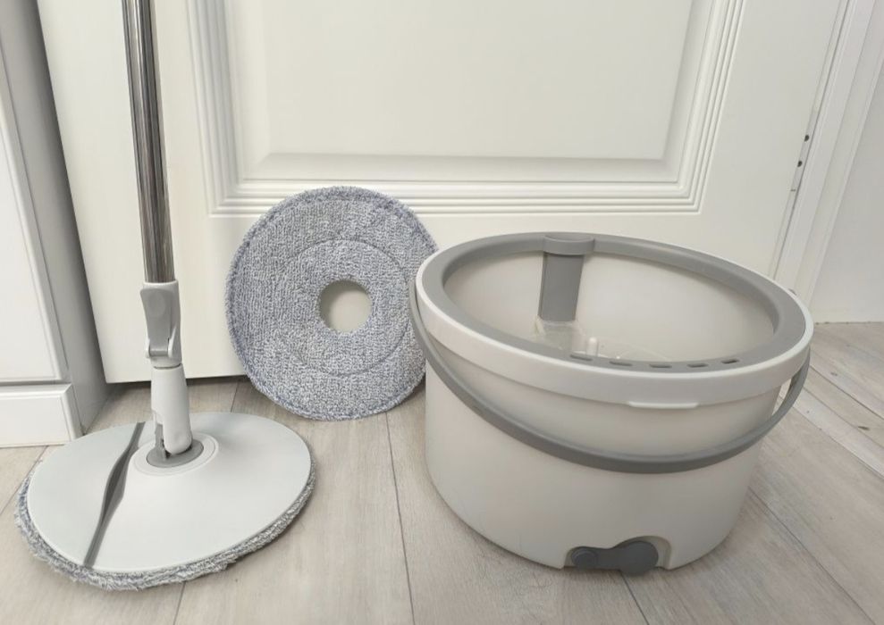 Продается вращающаяся швабра.Отличного качества.Цена 3500т.