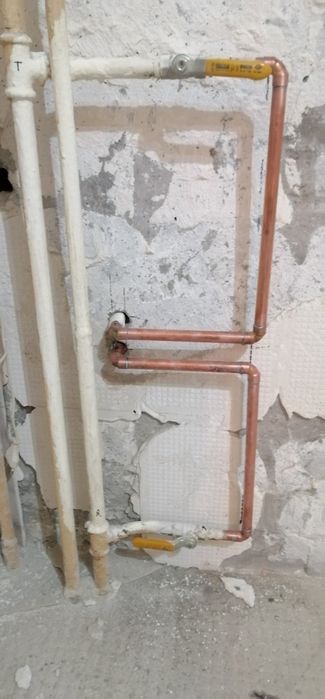 Instalator - montez boiler și robineți, cădiță dus, wc si rezervor wc