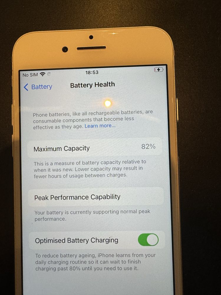 iPhone 7 32 gb бял