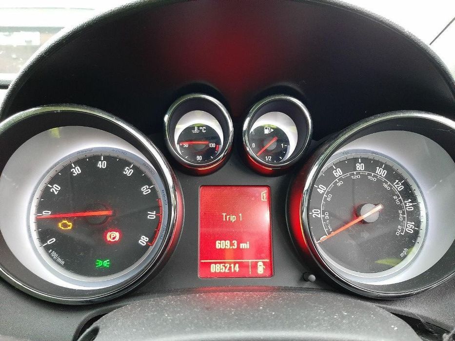 Rampa injectoare Opel Astra J 2011 Hatchback 1.4 TI