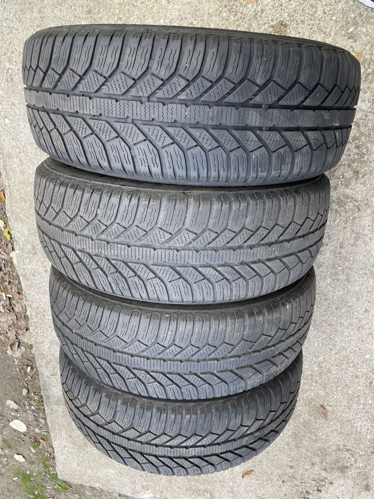 205/60 R16 4бр зимни гуми