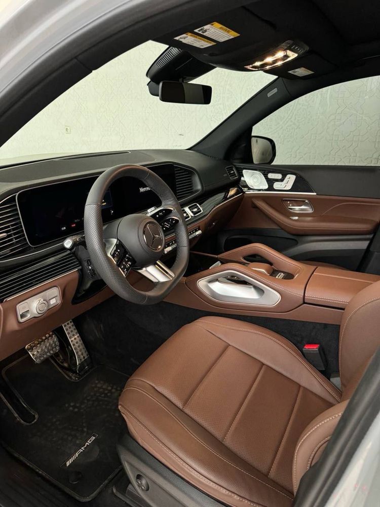 Mercedes-Benz GLS 450 год 2024