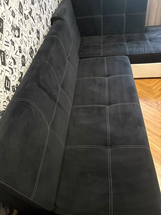 Разтегателен ъглов диван-черен велур