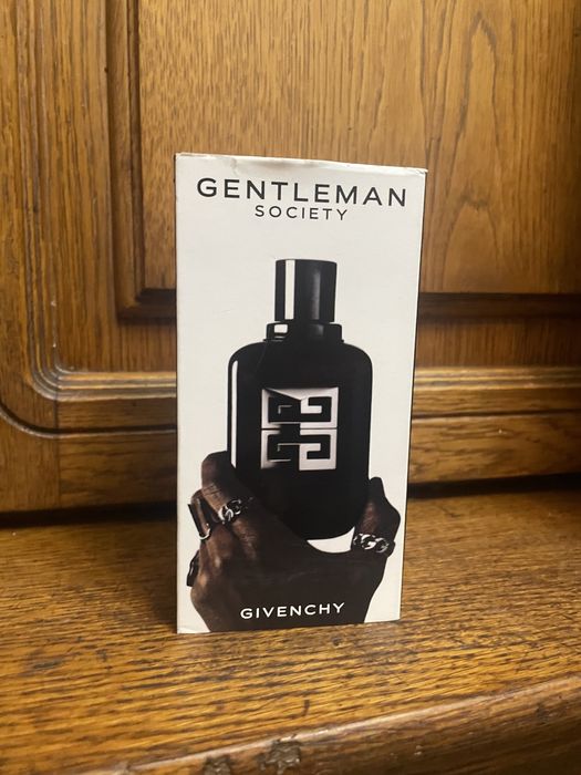 givenchy gentleman society