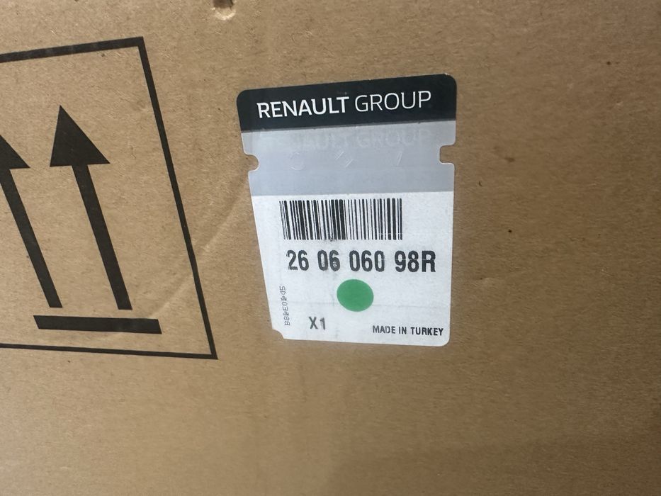 Far stanga original renault clio 4 led NOU 2012-2021 Europa