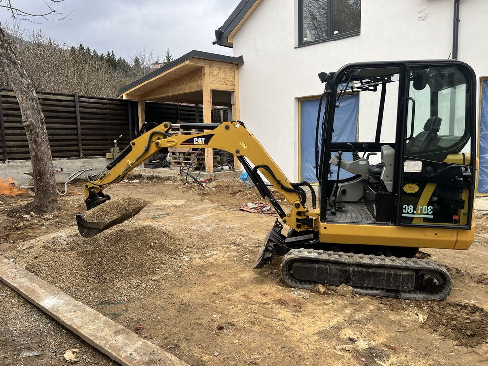 Servicii miniexcavator