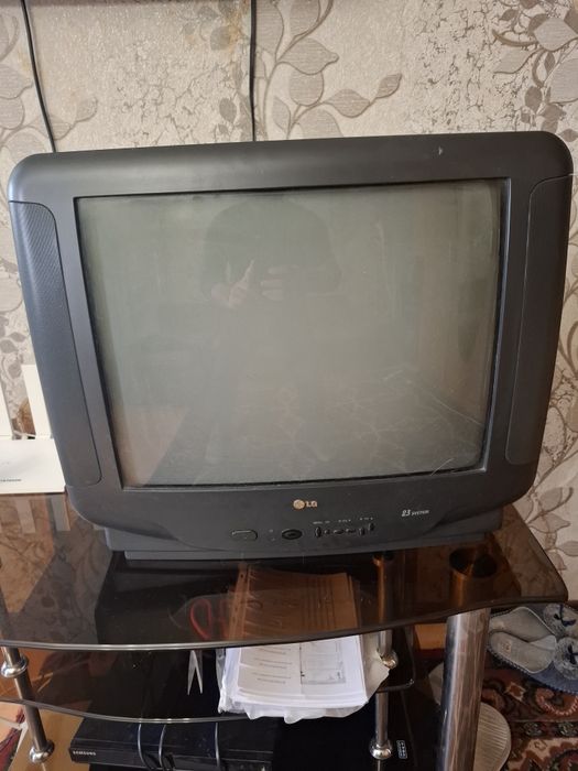 Продам телевизор LG в рабочем состоянии