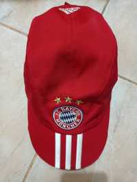 Vând șapcă Adidas originală Bayern Munchen
